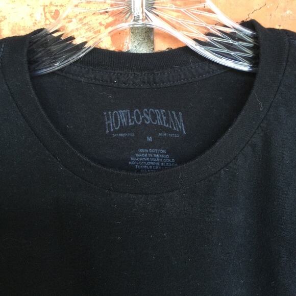 Howl-O-Scream black T-Shirt adult medium - Picture 3 of 4